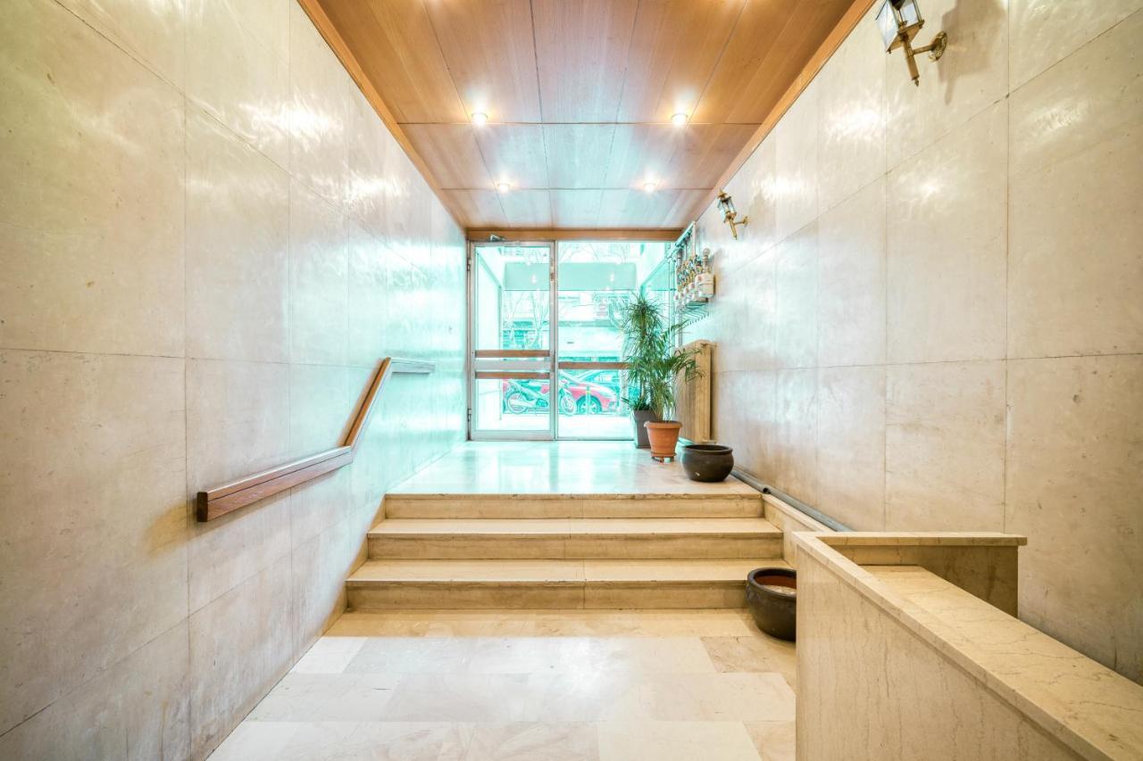 Bright Spacious Luxury Apartment In Prime Central 아테네 외부 사진