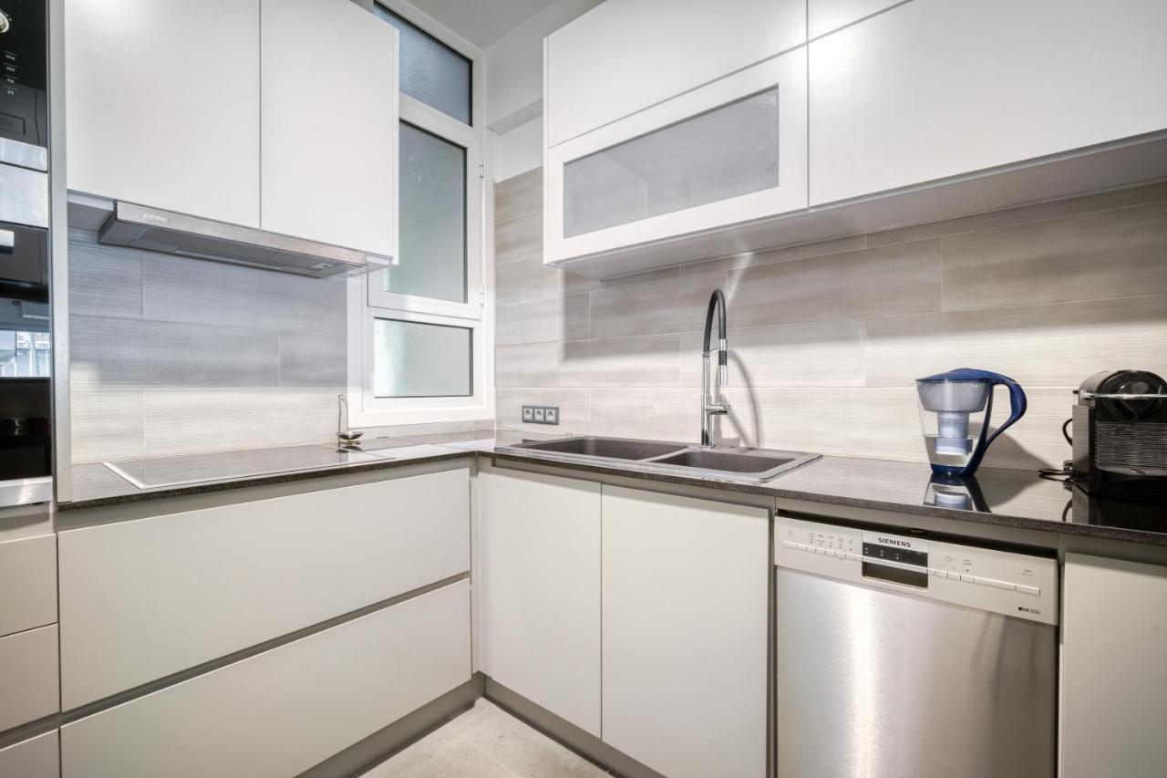 Bright Spacious Luxury Apartment In Prime Central 아테네 외부 사진