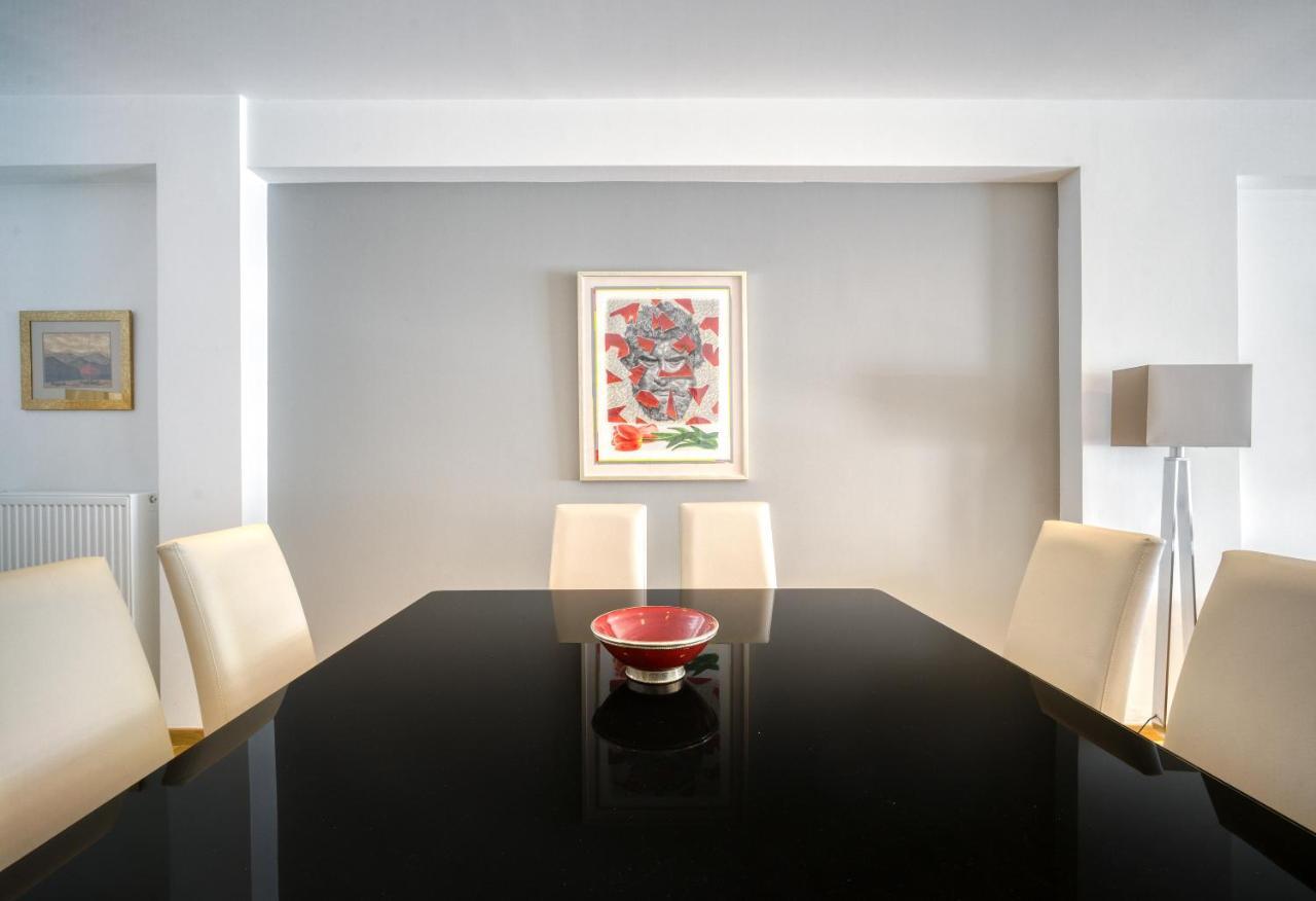 Bright Spacious Luxury Apartment In Prime Central 아테네 외부 사진